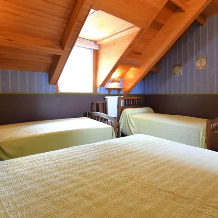 Dom wakacyjny Pet Friendly In With Wifi La Chapelle-Urée